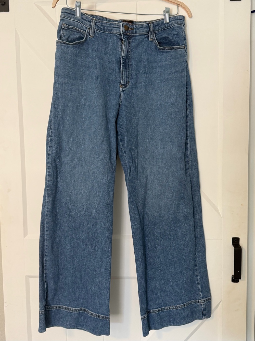 Lee Wide Leg Jeans Women’s 14 Medium Wash Denim Cuffed Hem